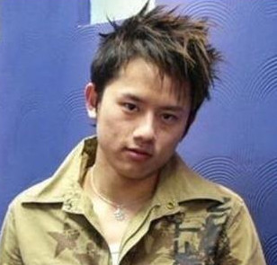 網(wǎng)曝鹿晗韓庚吳亦凡舊照！全能愛(ài)豆誰(shuí)更辣眼？