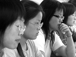 征服世界之前，請(qǐng)先拯救你的近視...