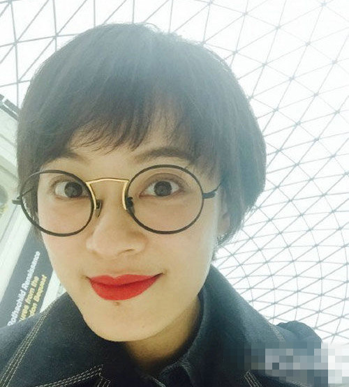 學(xué)女明星戴框架眼鏡？別人時(shí)髦你是Low！